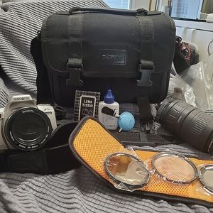 Minolta STsi Maxxum 35mm Camera Bundle